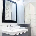 Al-dom Apartament Przyjazny Na Wyspie Solnej Lägenhet *