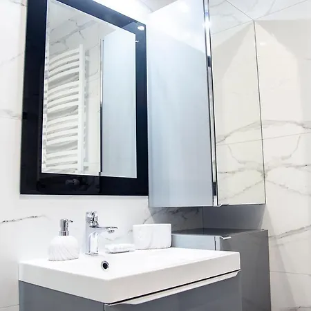 Al-dom Apartament Przyjazny Na Wyspie Solnej 公寓 *