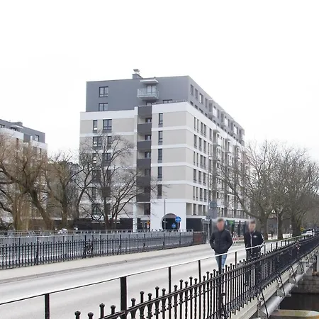 Al-dom Apartament Przyjazny Na Wyspie Solnej 科沃布热格